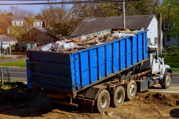 Best Attic Cleanout  in Quincy, FL